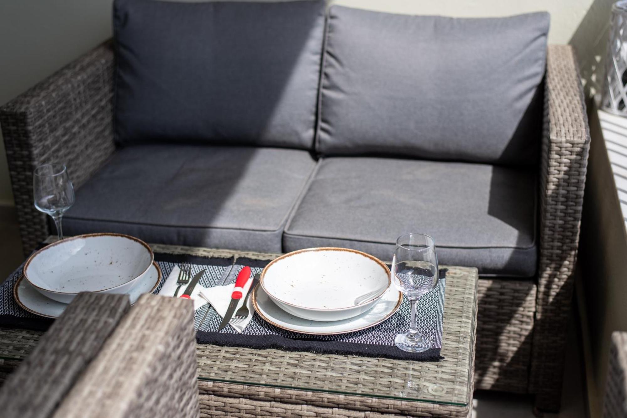 Demi'S Apartments Near Athen'S Airport 아르테미다 외부 사진