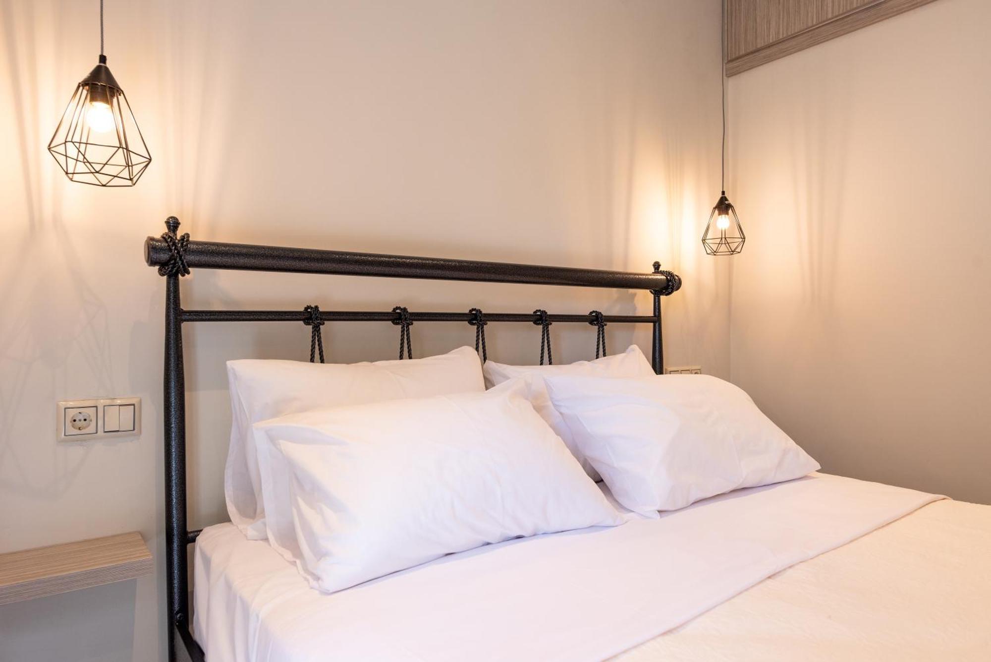 Demi'S Apartments Near Athen'S Airport 아르테미다 외부 사진